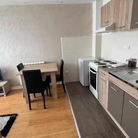 Delete 4 Apartamento Belgrado