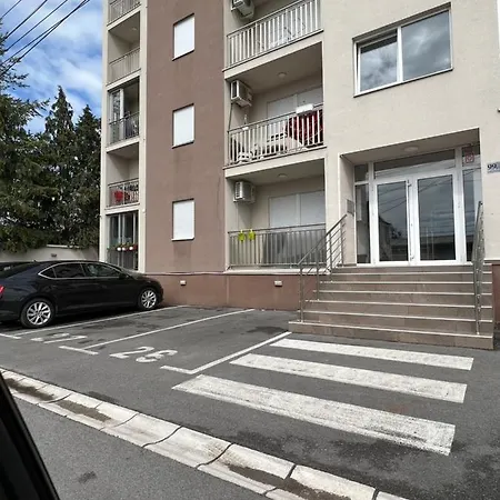 Apartment Delete 4 *